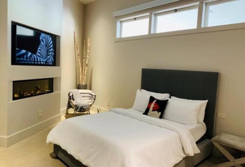 Люкс Кровать Квин, R Inn Napa