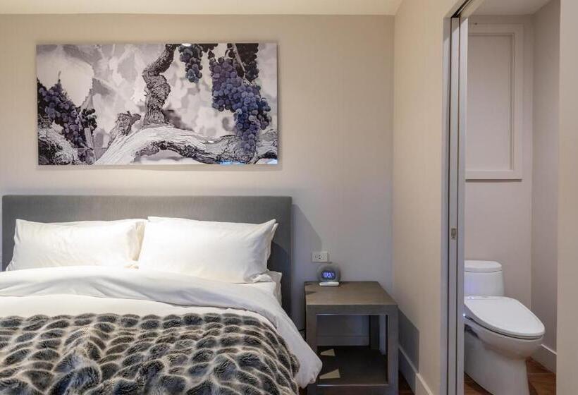 Люкс Кровать Кинг, R Inn Napa