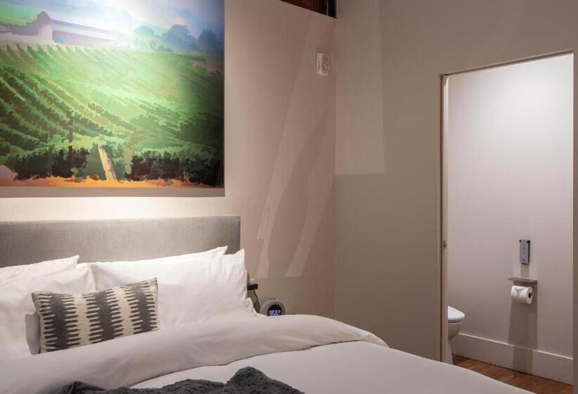 스위트 킹사이즈 침대, R Inn Napa