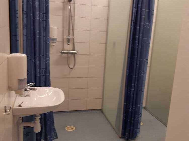带共用浴室的标准房间, Stf Ostersund Ledkrysset