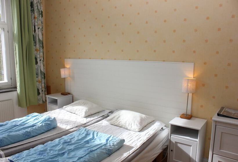 家庭房间共用浴室, Stf Ostersund Ledkrysset