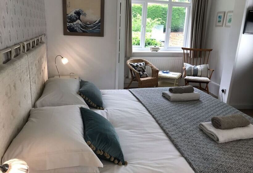 Номер Стандарт, The White House