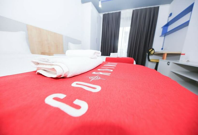 استودیوی استاندارد, Coordinat Suits