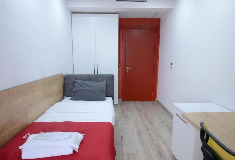 آپارتمان 2 خوابه, Coordinat Suits