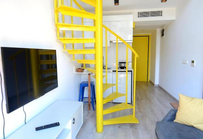 آپارتمان 1 خوابه, Coordinat Suits