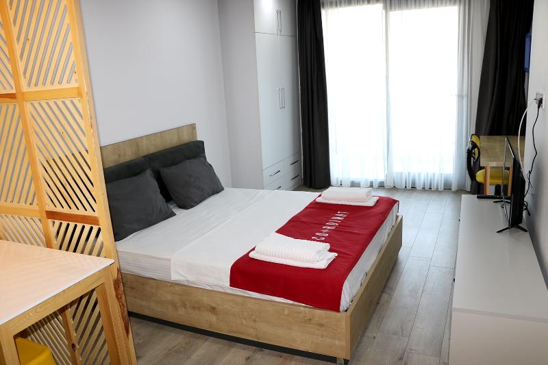 استودیوی استاندارد, Coordinat Suits