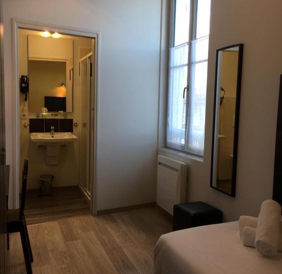 Одноместный Номер Вид на Сад, Les Bains Boyardville   Hôtel Et Restaurant