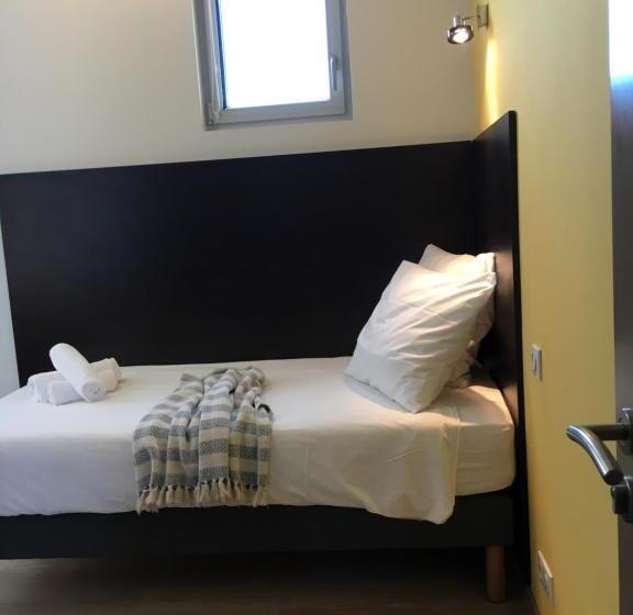 Одноместный Номер Вид на Сад, Les Bains Boyardville   Hôtel Et Restaurant