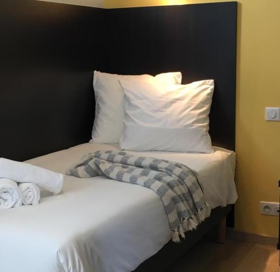 Одноместный Номер Вид на Сад, Les Bains Boyardville   Hôtel Et Restaurant