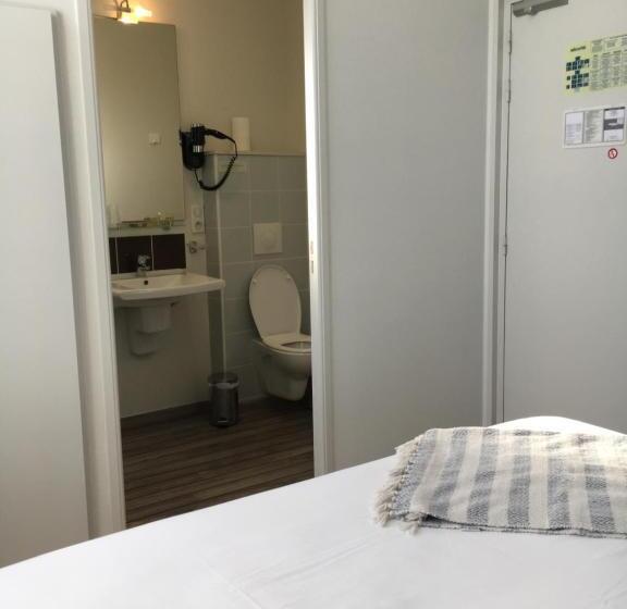 Номер Стандарт Боковой Вид на Море, Les Bains Boyardville   Hôtel Et Restaurant