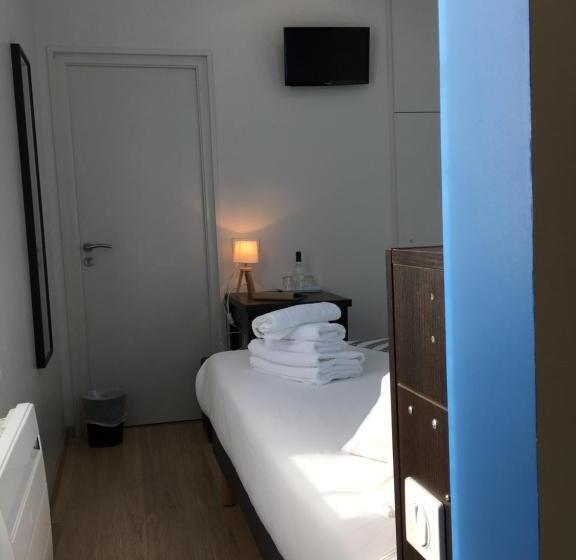 Номер Стандарт Боковой Вид на Море, Les Bains Boyardville   Hôtel Et Restaurant