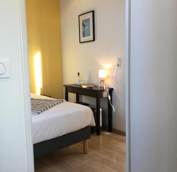 Номер Стандарт Вид на Сад, Les Bains Boyardville   Hôtel Et Restaurant