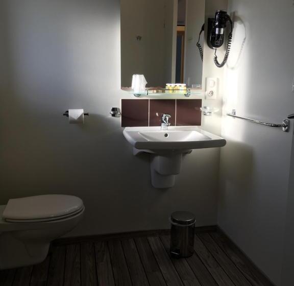 Номер Стандарт Вид на Сад, Les Bains Boyardville   Hôtel Et Restaurant