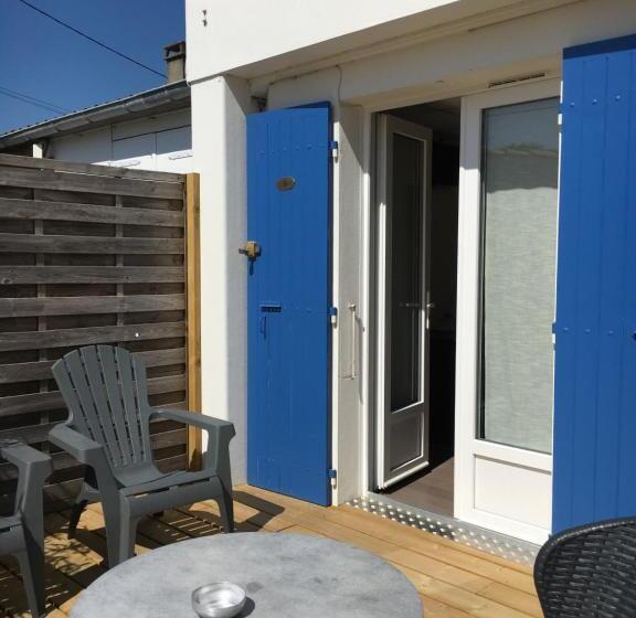 Номер Стандарт Внутренний, Les Bains Boyardville   Hôtel Et Restaurant