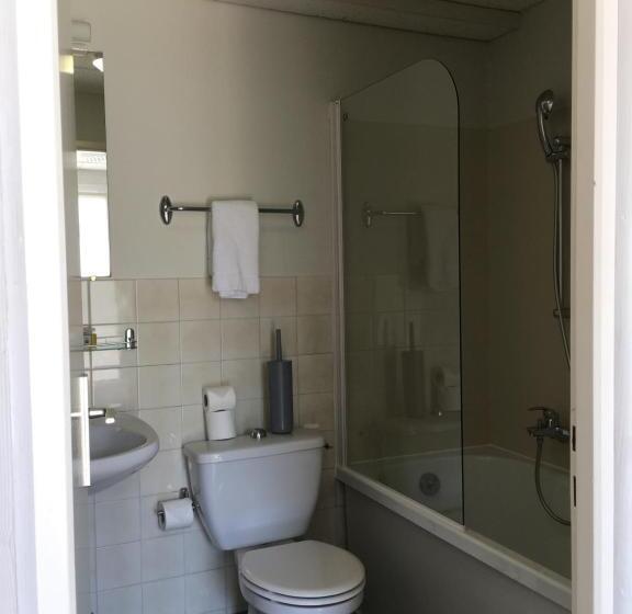 Номер Стандарт Внутренний, Les Bains Boyardville   Hôtel Et Restaurant