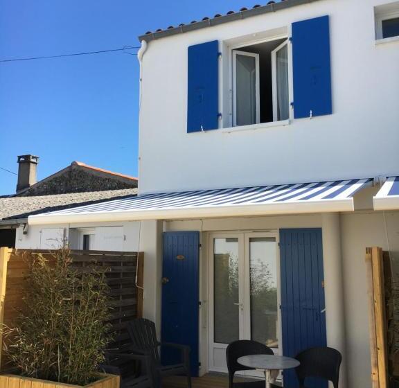 Номер Стандарт Внутренний, Les Bains Boyardville   Hôtel Et Restaurant