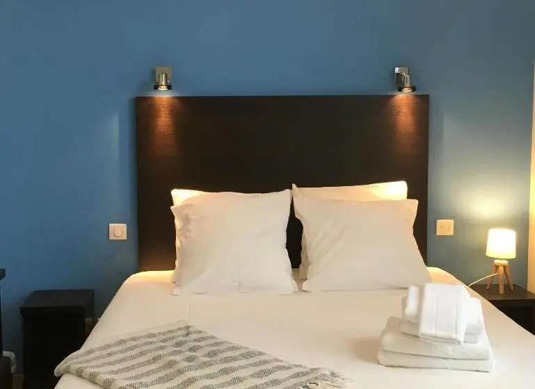 キングサイズベッドのスタンダードルーム, Les Bains Boyardville   Hôtel Et Restaurant