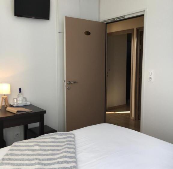 Номер Стандарт Боковой Вид на Море, Les Bains Boyardville   Hôtel Et Restaurant