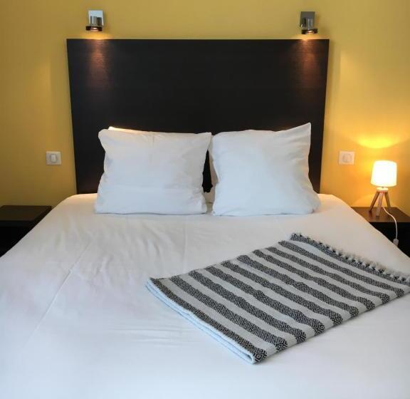 Номер Стандарт Вид на Сад, Les Bains Boyardville   Hôtel Et Restaurant