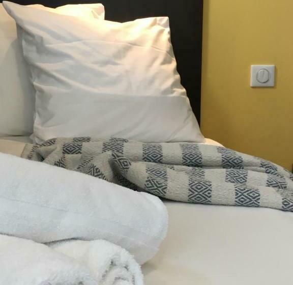 Одноместный Номер Вид на Сад, Les Bains Boyardville   Hôtel Et Restaurant