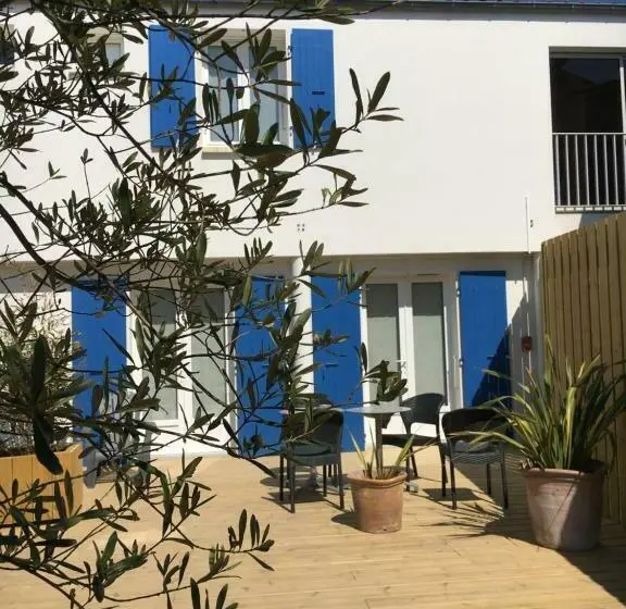 スタンダード４人部屋, Les Bains Boyardville   Hôtel Et Restaurant