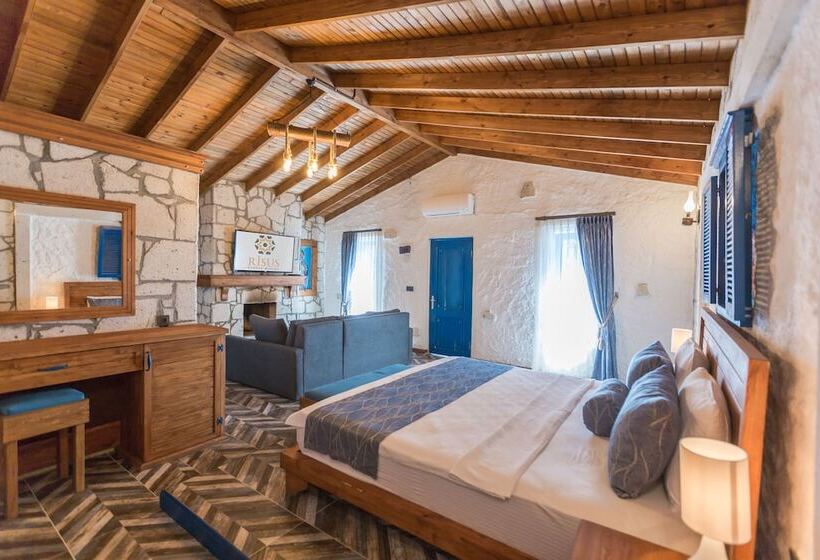 Номер Стандарт, Risus Garden Marina