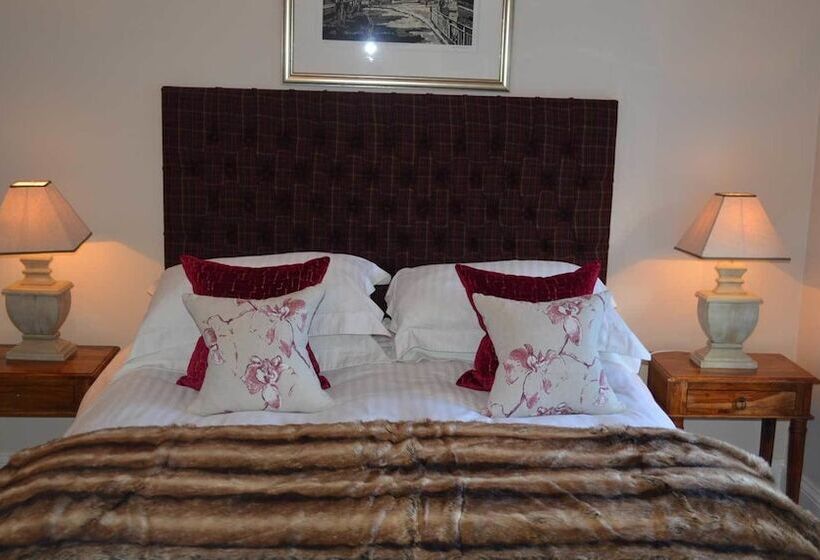 اتاق کلاسیک, Balnearn House