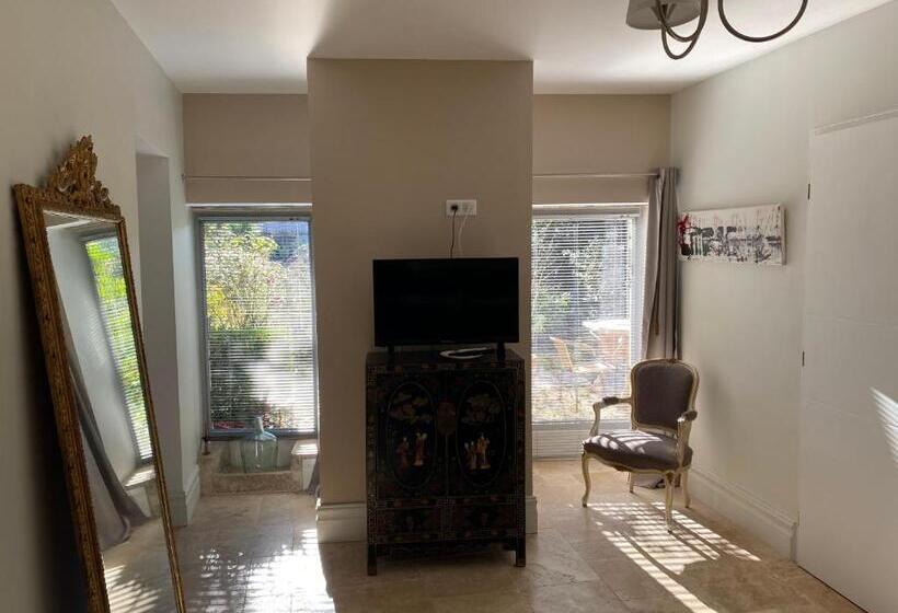 בית, 2 חדרי שינה, Le Clos Réaud