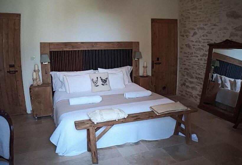 סוויטה נוף לבריכה, Le Clos Réaud