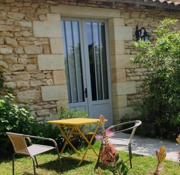 סוויטה נוף לבריכה, Le Clos Réaud