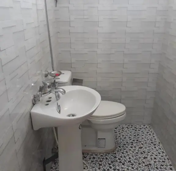 اتاق استاندارد با تخت بزرگ, Tam Coc White Swan Homestay