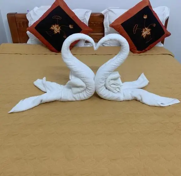 اتاق لوکس سه تخته, Tam Coc White Swan Homestay