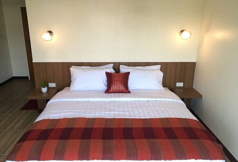Quarto Deluxe, Baan Wanchart