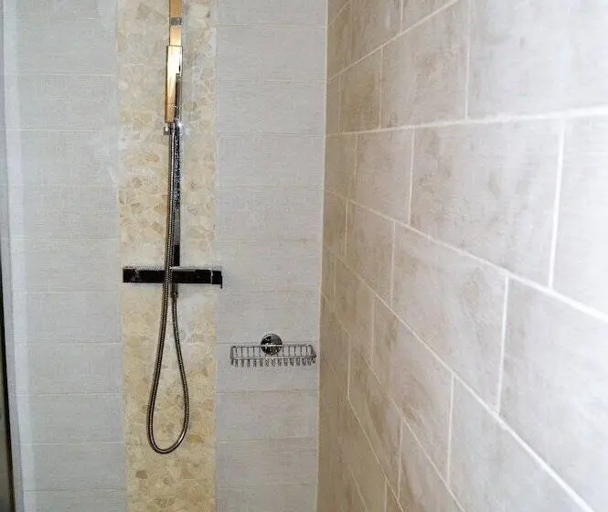 デラックススイート２ベッドルーム, Villa La Terre Des Lauriers B&b