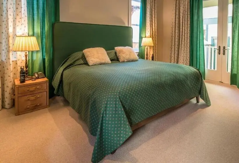 اتاق استاندارد با تخت بزرگ, Dunton Town House