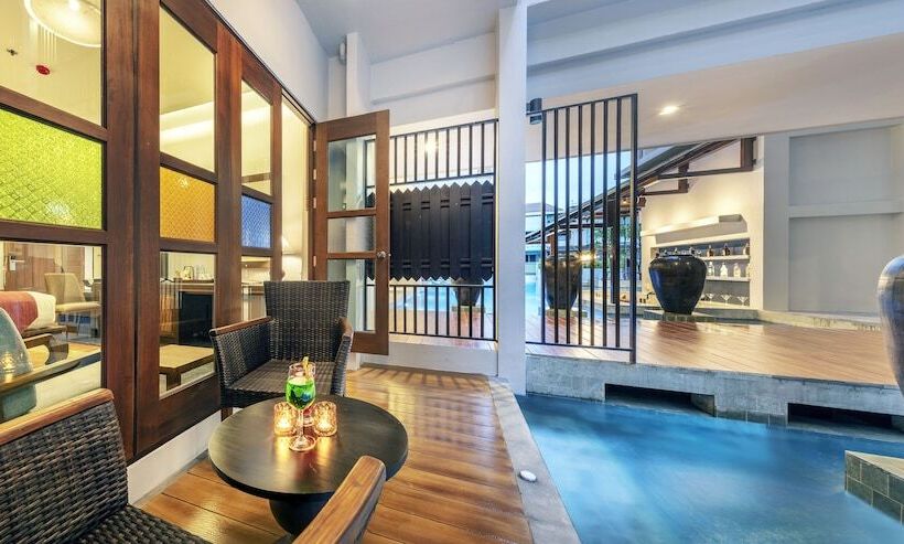 디럭스 룸 킹사이즈 침대, Monkham Village Hat Yai