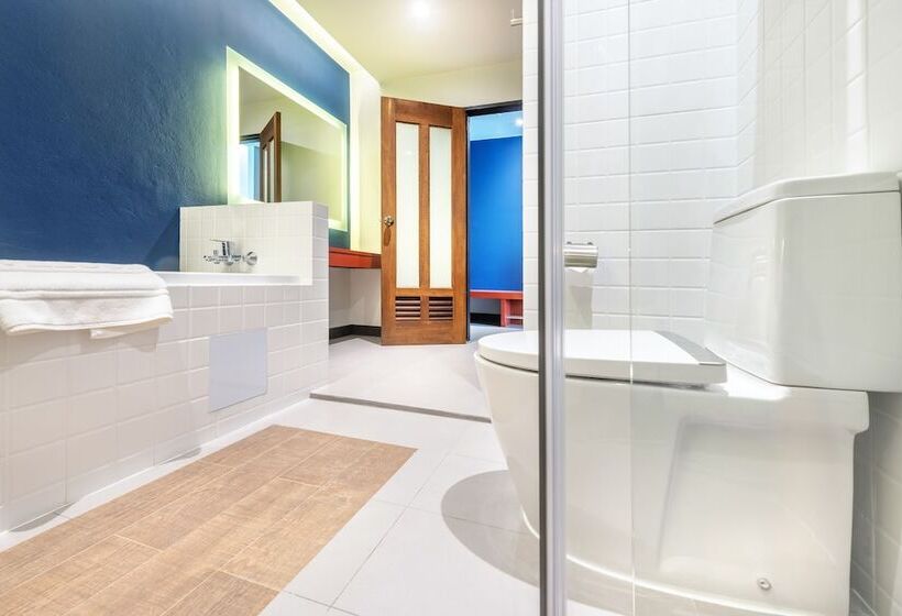 디럭스 룸 킹사이즈 침대, Monkham Village Hat Yai