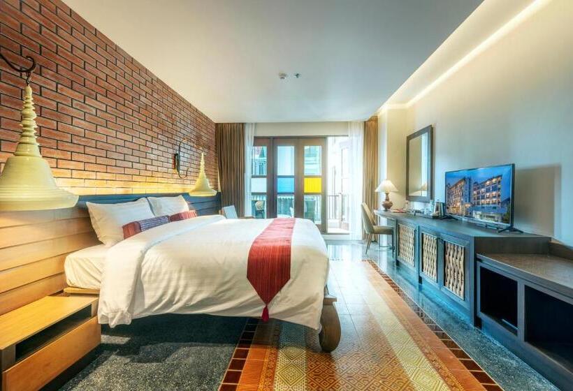 디럭스 룸 킹사이즈 침대, Monkham Village Hat Yai