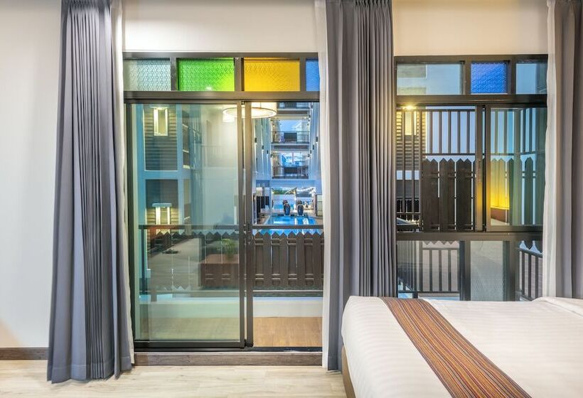 디럭스 룸 킹사이즈 침대, Monkham Village Hat Yai