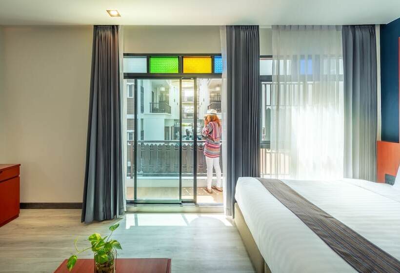 디럭스 룸 킹사이즈 침대, Monkham Village Hat Yai