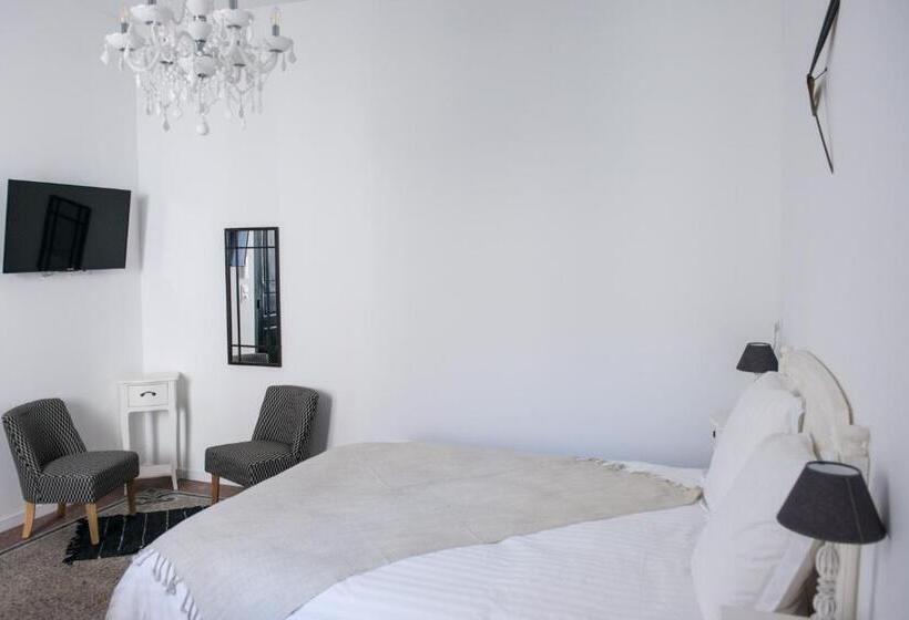 جناح, Les Suites Du 17