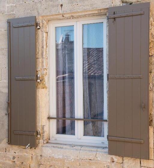 جناح, Les Suites Du 17