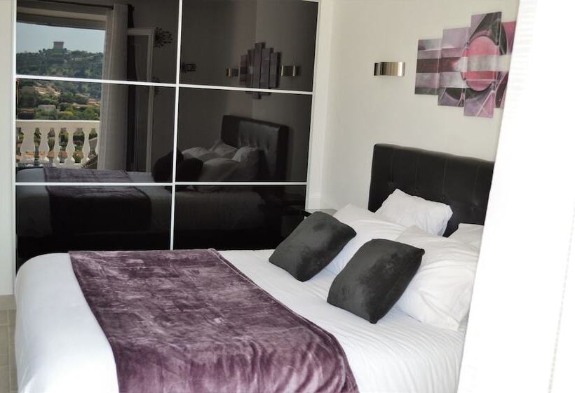 디럭스 룸 측면 바다 전망, Villa La Terre Des Lauriers B&b