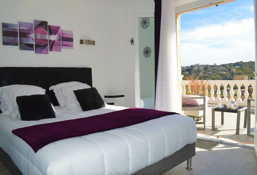 디럭스 룸 측면 바다 전망, Villa La Terre Des Lauriers B&b