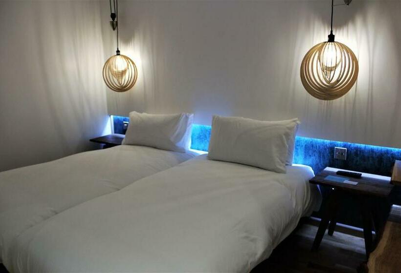 수피리어 스튜디오, Rioshouse Henley