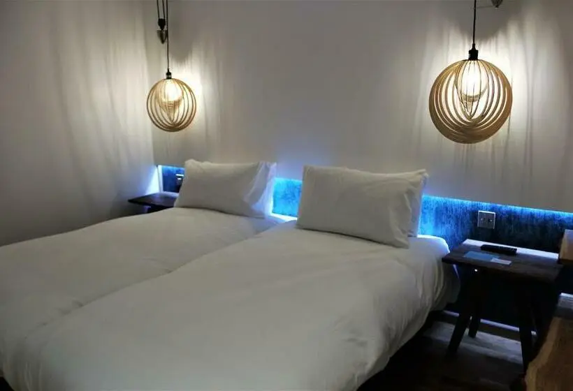 スーペリアスタジオ, Rioshouse Henley