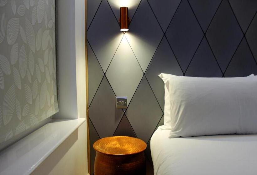 スタンダードルーム, Rioshouse Henley