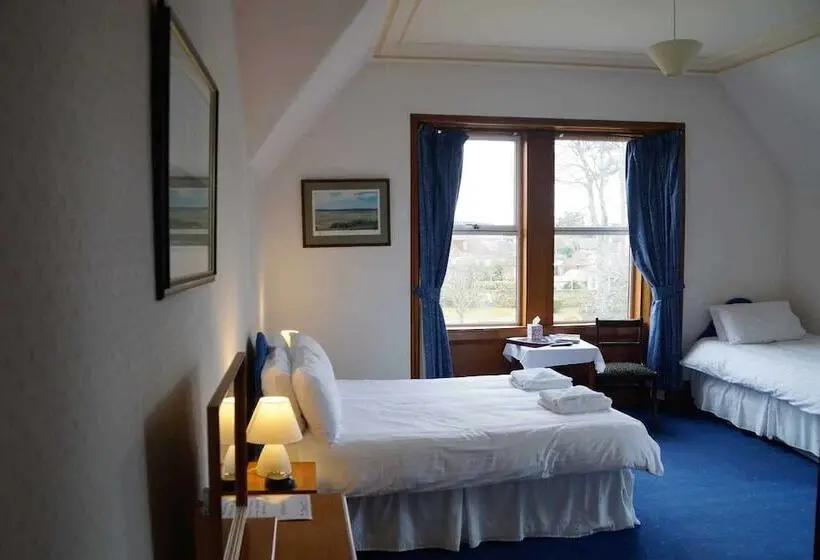 Perhehuone, Westerlea Hotel Nairn