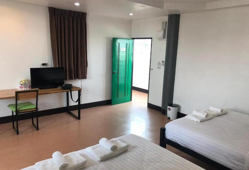 חדר סטנדרט לארבעה, Khaohom House