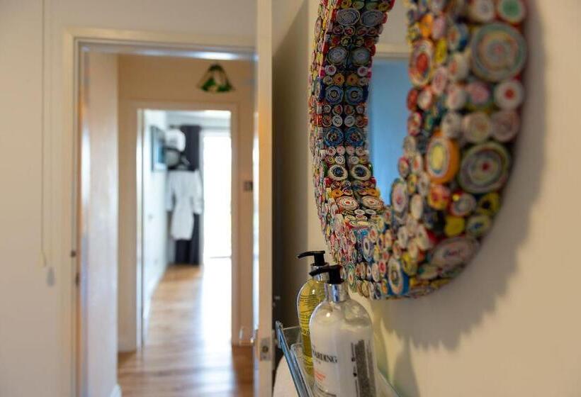 غرفة سوبيريور مطلّة علي الحديقة, My Way Guest House